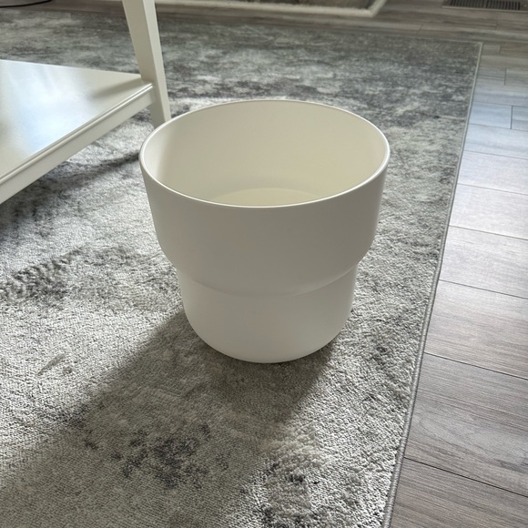 IKEA flower pot - Picture 5 of 6